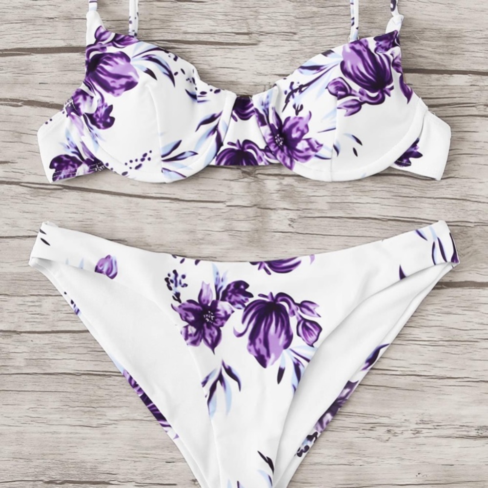 White and Purple Floral Underwire Bikini XS/S NEW